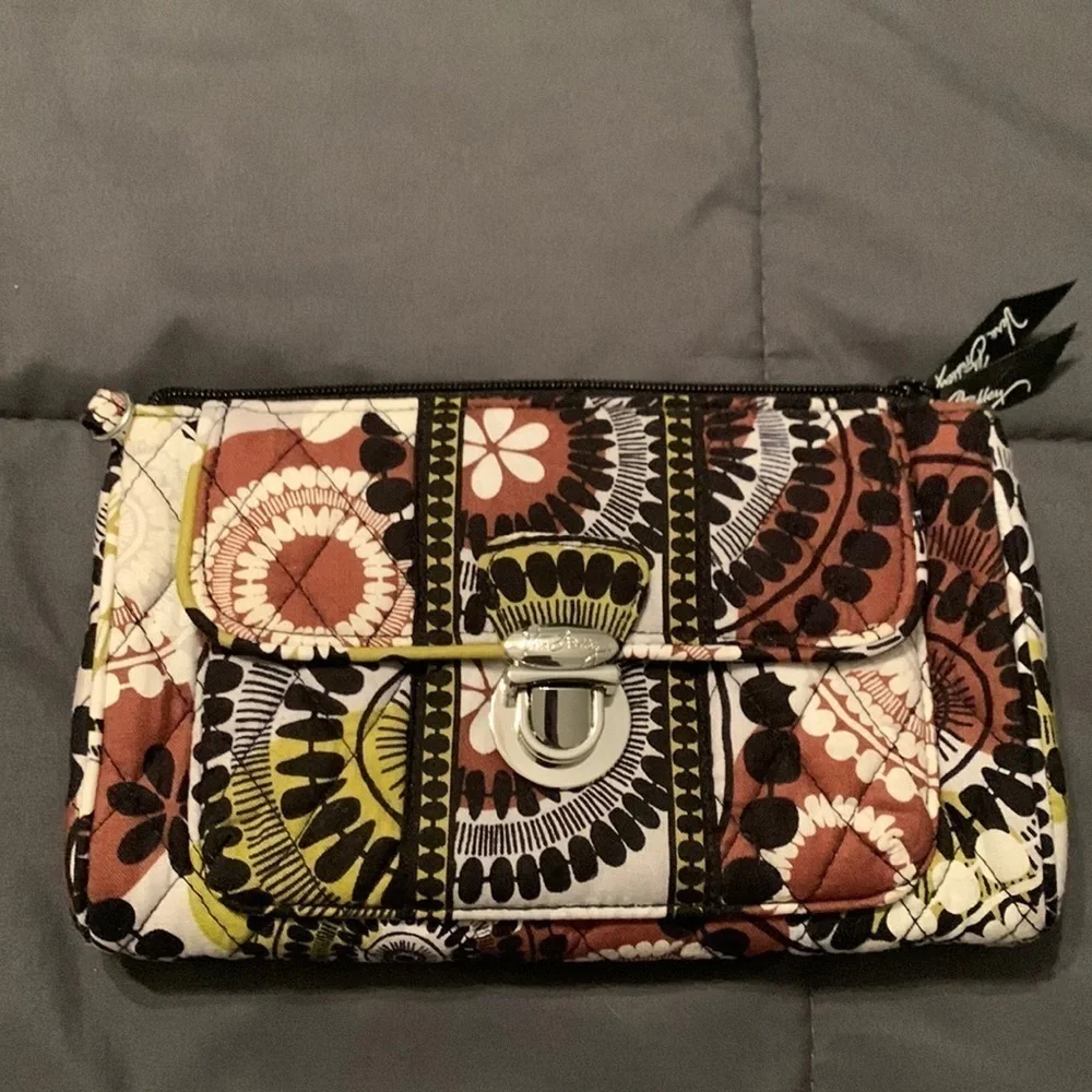 VERA Bradley Cocoa Moss Clutch